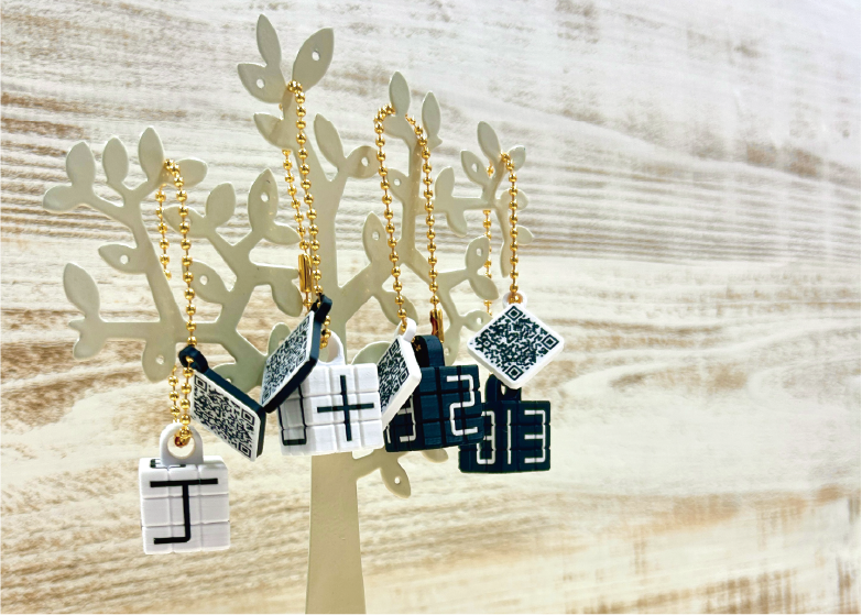 購入特典！モジキューブミニストラップをGETできる！